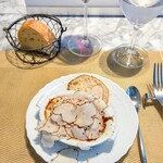 La Brianza - トリュフと玉子のオーブン焼き。季節は秋ですがこの日のトリュフはサマートリュフですって。もう少ししたらオータムトリュフになるかしらね〜(^^)それも楽しみっ