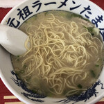 長浜ラーメン くにえぃ たま屋 - 替玉投入後に、ニンニク、ラーメンダレを投入