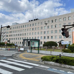 中村家 - 県庁は安倍元総理国葬の弔意を表してました。