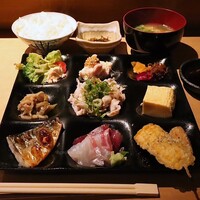 かっぽう庵 江上 - 特製9種御膳(1,100円)