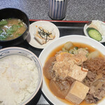 京栄 - すき焼き定食