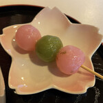 いっぷく茶屋 - 抹茶＆桜だんご