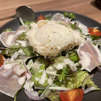 肉と日本酒いぶり 有楽町店 - シーザーサラダ