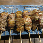 炉ばた焼き まごじろう - おまかせ串焼き盛り6本 980円　(2022.9)