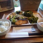 喫茶 あじさい - 日替わりランチのタラの西京漬け。