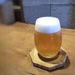 Daidokoro Takamachi - ◆ランチビール1杯無料とメニューに。無料という魅力的な文字を見ると、ツイ飲みたくなるでしょ。笑 1杯程度ならいいかなと。カウンター席の方は皆飲んでいらっしゃいましたけれど、そりゃそうよね。(^◇^;)