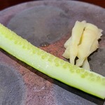 鮨匠 のむら - ㉝胡瓜
      水分たっぷりでジューシーな胡瓜、ほんのり甘みも感じます
