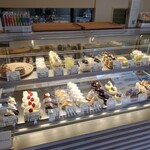 Patisserie GRAND BRILLER - ショーケース