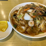 チャイナキッチン 桂慎 - 特盛あんかけ焼きそば@950円