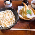 ざいごうどん 本家 わら家 - かけうどんと天ぷら小