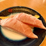 鮨やまと - 大とろ　650円税込
      脂の乗り抜群な大トロ