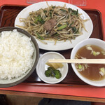 大満 - ニラレバ炒め定食