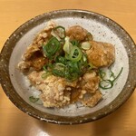 中華酒場 ごんちゃん - ミニ鶏カラ丼接写