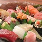 Suppon Fugu Ryourisushi Kappou Tokugetsu - ネタも豊富で味も最高、自慢のお寿司