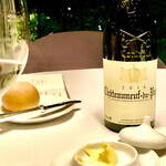 Plaiga TOKYO - シャトーブリアンには南ローヌ　シャトーヌフ・デュ・パプ2016 少しスパイシー