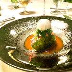 Plaiga TOKYO - インドル県ブルターニュのオマールブルー  瘤蜜柑の葉を添えて