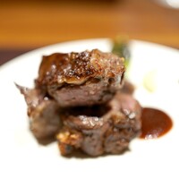 アカ - ステーキ