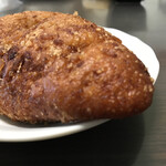 粉とクリーム - 先端に着目する。