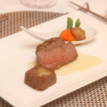 ラグナヴェール東京 - 国産牛フィレ肉と和風煮込み２種類の味わい
                                季節の野菜の炊き合わせ