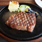 ステーキレストラン パポイヤ - 料理写真:特上石垣牛サーロインステーキ