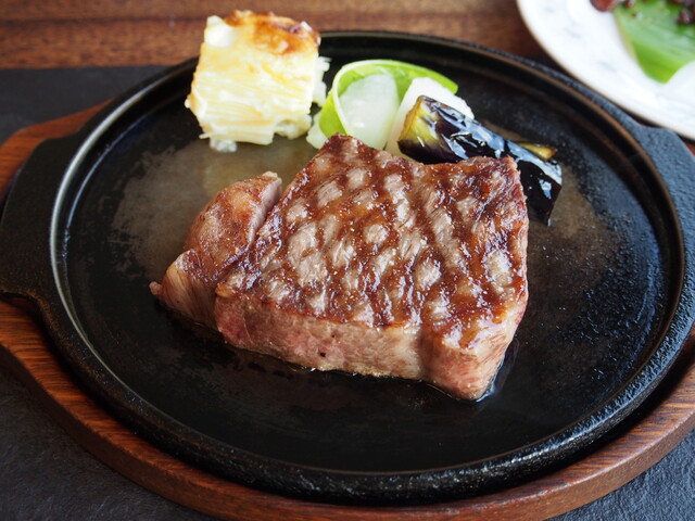 Steak Restaurant Papoiya, Ishigaki, Japan