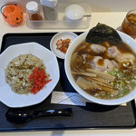 Horumon Yakiramen No Ajiken - 