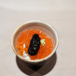 菊鮨 - 新物イクラ、渡蟹、海苔の冷製鮨