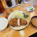 とんかつ かつ壱 - ロースかつランチ 1300円
