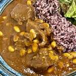 渡辺料理店 - カレーの味は普通に美味しいですが古代米との相性が良いですね