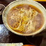 蕎麦 松風 - 柚子皮の香りが効いた正統派のかけ蕎麦です　甘汁が美味しくて全部飲んじゃいましたｗ