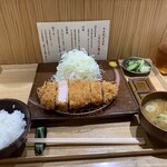 とんかつ とみた - 柏幻霜豚っ！上ロース定食