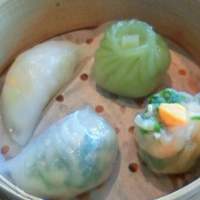 広東料理 センス - 点心類の盛り合わせ１　グリーン野菜入り蒸し餃子他３品