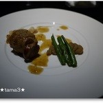 Ｓ+　エス・プリュス - フランス産黒鶏（ブ―レ・ノワール）のポワレ
      緑胡椒と合わせて