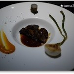 Ｓ+　エス・プリュス - じっくりと煮込んだ黒毛和牛すね肉赤ワイン煮込み