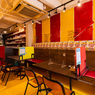 Casual and stylish ♪ A space with Spanish and Italian Cuisine colors