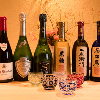 We have a selection of wines that complement the dishes. There is also a wide selection of local sake from the owner's hometown of Fukui.