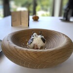 MAISON LAFITE - ◆シャインマスカット（安心院）、生ハム（糸島）、モッツラレチーズ、バジルのジェノベーゼ