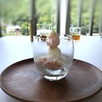 MAISON LAFITE - ◆白桃のフロマージュブラン ＊白桃が甘くて美味しい。