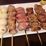 ひより　麦縄本舗　炭焼酒場 - Ｈ25.04　炭焼き（うずら、なんこつ、せせり、とり皮２）