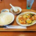 四川飯店 - 豚肉と野菜の辛子炒め