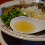 Kinguemon - あっさりでコクのある醤油スープ