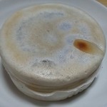 Sazae - 白いおやき　豆乳クリーム