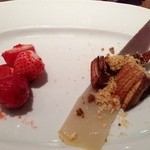 くろさわ東京菜 - フルーツトマトとイチゴの紅麹和え、春筍