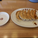 Oosakaoushou - 元祖焼餃子（６個）２３０円