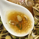 ramen case-K - つけ麺。鶏油が神々しい