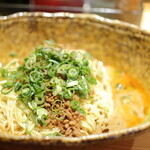 くにまつ - 汁なし担々麺。