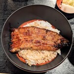 市松 - これで「ミニ」丼だったら言うことなし