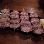 豚小家 - 豚タン串