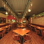 PIZZA & GRILL FRIENDLY DINING BAR - 