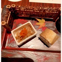 かがり - きのこおろしポン酢 イクラのせ、炙り鯖寿司